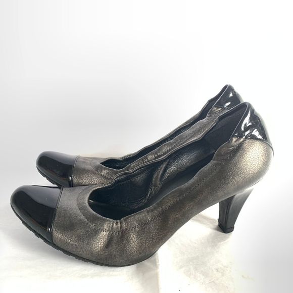 Stuart Weitzman Pewter Black Leather Spectator Pump Elasticized - Size 6.5 Cone - Picture 8 of 11